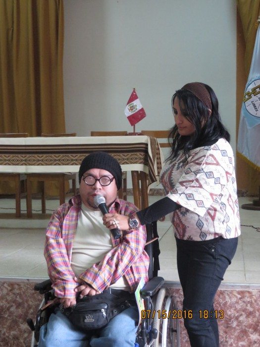 Stanley Vega y su bella esposa.
